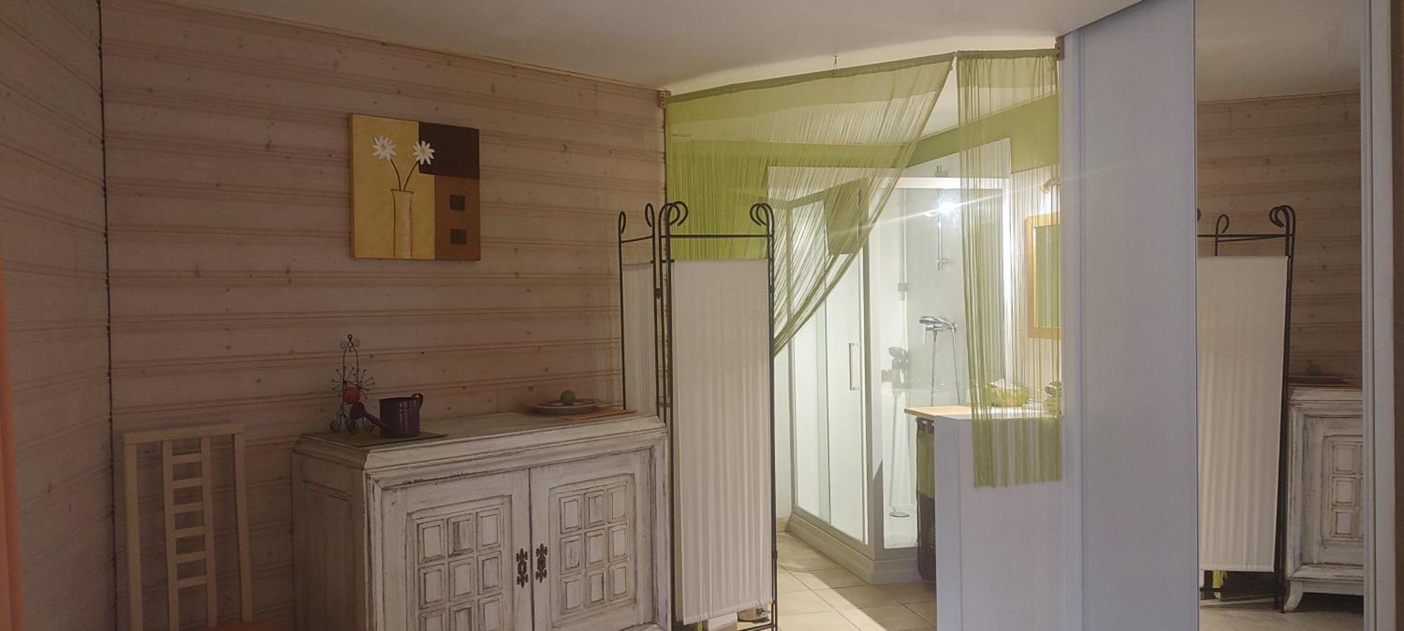 Gite Cosy, Sur Jardin, Terrasse Privee, Parking Au Calme En Rdc Gemozac Exterior photo